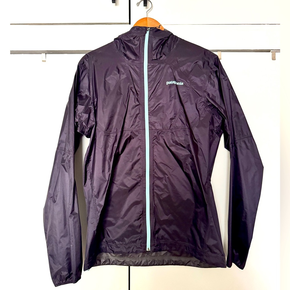 Patagonia lightweight Torrentshell jacket - Men’s size M